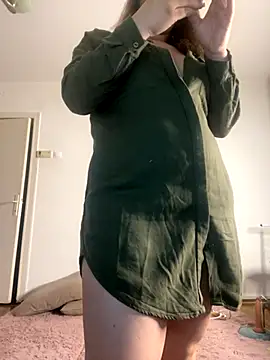 Natasha Cameron22 online show from 11/16/25, 07:52