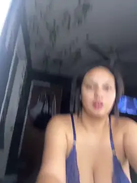 hoesluvcedes online show from 06/21/26, 07:22