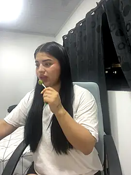 pareja curiosa19 online show from 12/05/25, 01:03