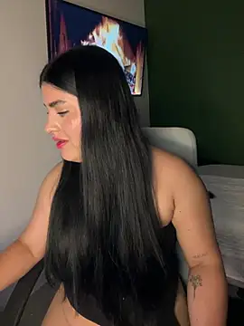 Snapshot of pareja_curiosa19 chatting on 06/04/26, 01:11 pareja curiosa19 online show from 06/04/26, 01:11