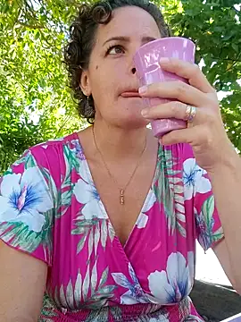 emiliemilf online show from 04/21/26, 05:28