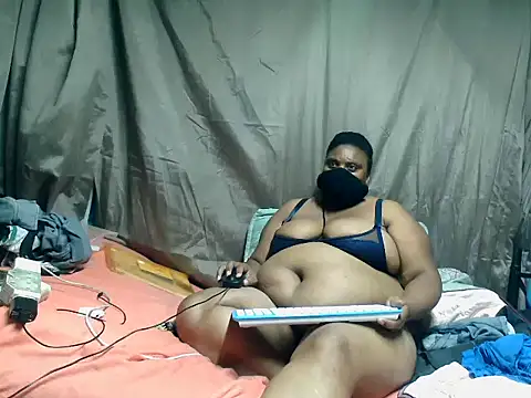 Berrylick online show from 04/15/26, 09:49