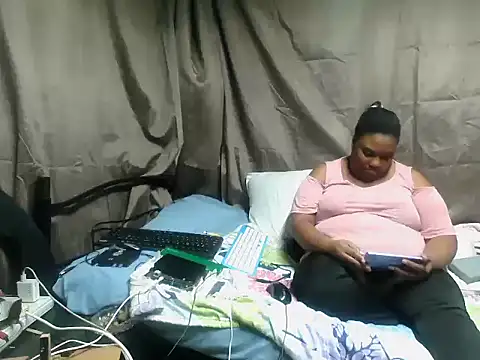 Berrylick online show from 04/22/26, 11:45