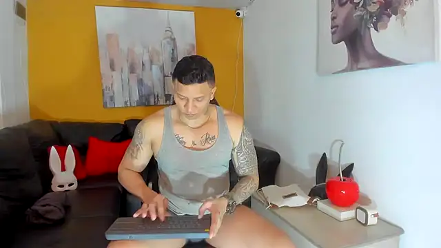 ethan dalton  online show from 10/28/25, 03:21