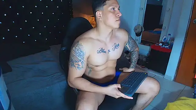 ethan dalton  online show from 12/02/25, 03:23