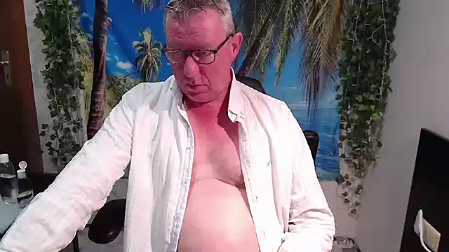 JamesBauer online show from 12/05/25, 04:32