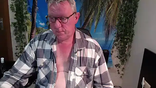 JamesBauer online show from 12/19/25, 04:52