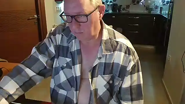 JamesBauer online show from 02/12/26, 04:29