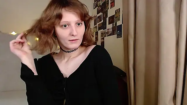 Snapshot of c0ralynx chatting on 10/09/25, 02:20 c0ralynx online show from 10/09/25, 02:20