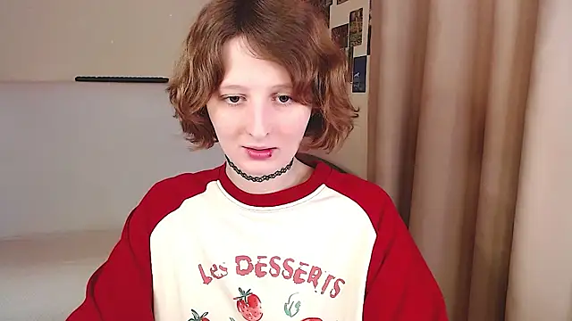 Snapshot of c0ralynx chatting on 10/28/25, 07:56 c0ralynx online show from 10/28/25, 07:56