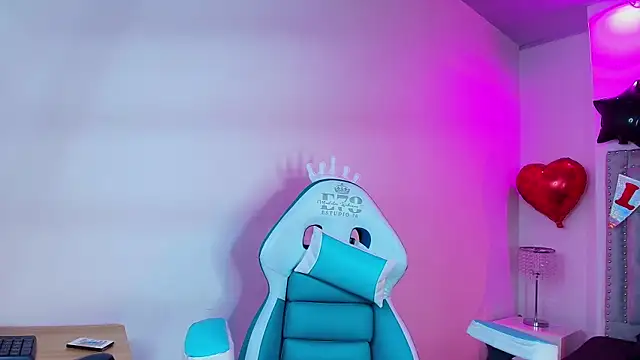 Lia adamsss online show from 02/12/26, 03:34