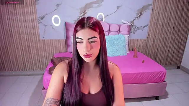 Nicolee19 online show from 04/20/26, 11:02