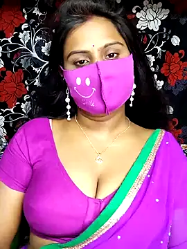 Snapshot of hotshilpa chatting on 10/18/25, 01:01 hotshilpa online show from 10/18/25, 01:01