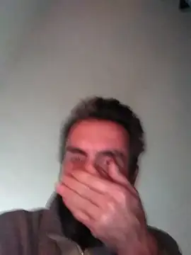 AwakeBunk7 online show from 11/27/25, 06:37