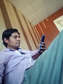 johnny8731 online show from 03/28/26, 07:19