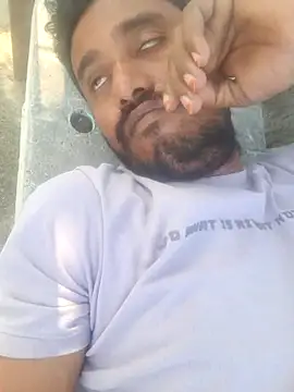 hot integer online show from 10/12/25, 09:52