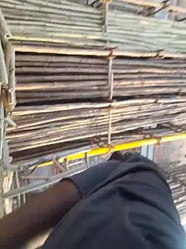 hot integer online show from 04/23/26, 02:02