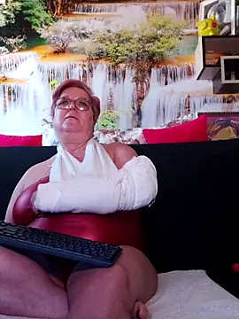 QueenPammy1 online show from 03/08/25, 01:36