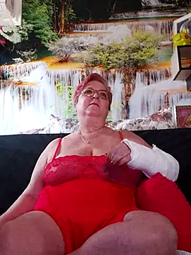 QueenPammy1 online show from 03/11/25, 10:18