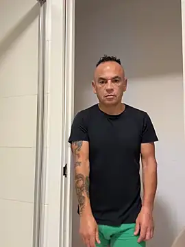 mateocali25 online show from 05/15/26, 04:14