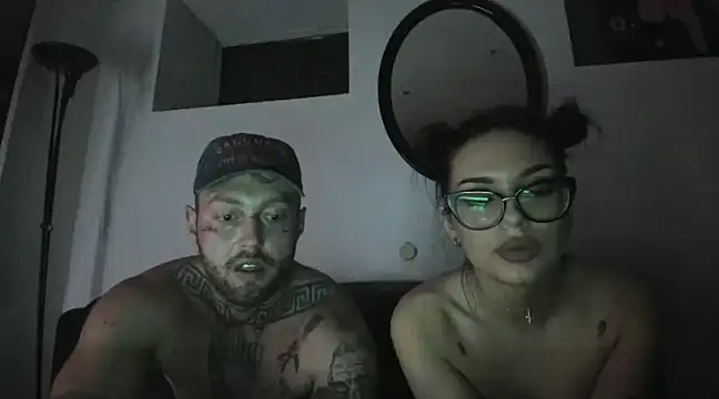 Snapshot of 1intensee chatting on 03/17/25, 03:36 1intensee online show from 03/17/25, 03:36