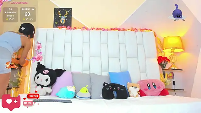 cherryboom23 online show from 11/28/25, 06:43