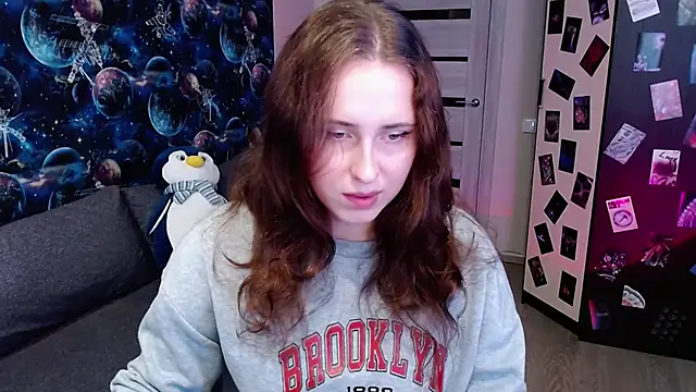 BarbiePieer online show from 10/15/25, 05:18