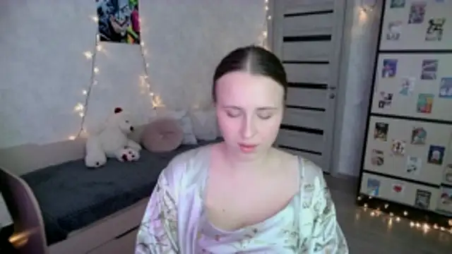 BarbiePieer online show from 11/07/25, 11:10