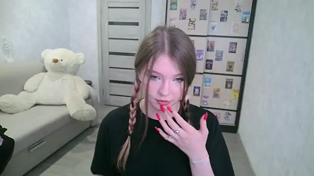 Snapshot of GinnyBlacky chatting on 06/18/26, 08:46 GinnyBlacky online show from 06/18/26, 08:46