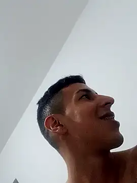 Snapshot of perversumm chatting on 03/18/25, 04:37 perversumm online show from 03/18/25, 04:37