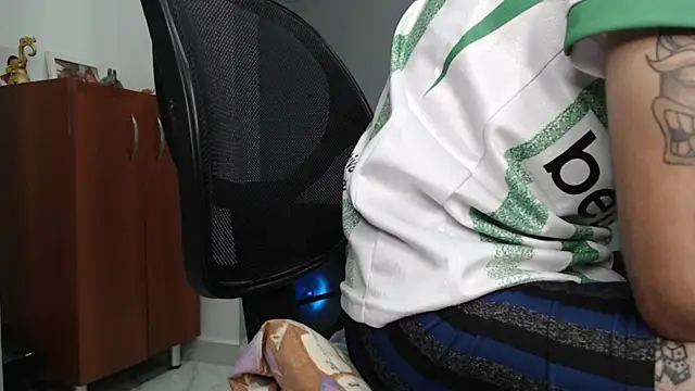 bigdick monster1 online show from 09/16/25, 10:16