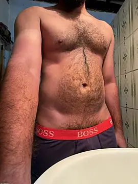 Snapshot of dilu98 chatting on 11/19/25, 01:00 dilu98 online show from 11/19/25, 01:00