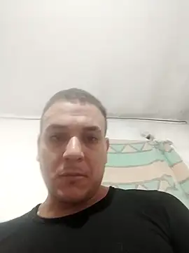 Snapshot of calfran chatting on 05/01/26, 06:18 calfran online show from 05/01/26, 06:18
