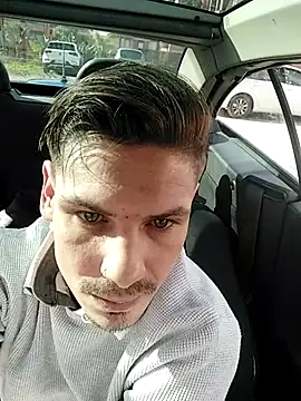 Snapshot of Eugenioo123 chatting on 12/22/25, 11:29 Eugenioo123 online show from 12/22/25, 11:29