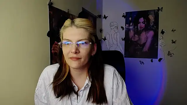 VanessaRey  online show from 04/24/26, 04:20