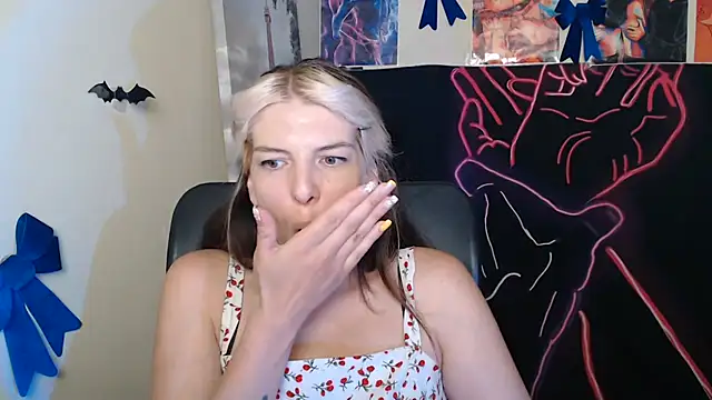VanessaRey  online show from 07/27/26, 07:15