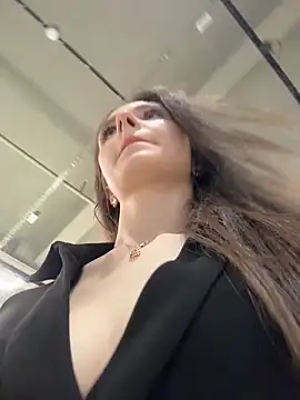 MilaBee online show from 02/19/26, 11:17