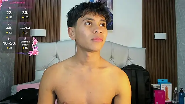 Ethan Westt online show from 04/21/26, 01:42