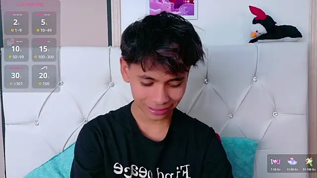 Ethan Westt online show from 04/22/26, 08:54