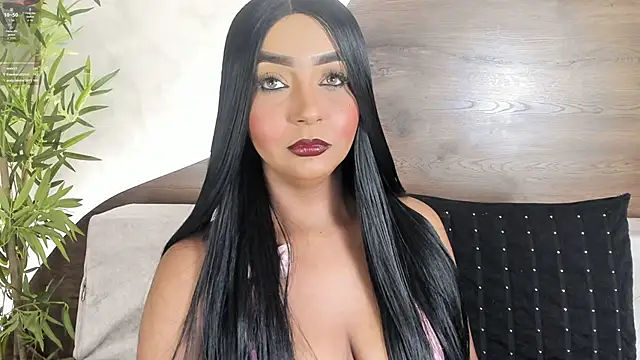 mia lacy  online show from 09/26/25, 07:51