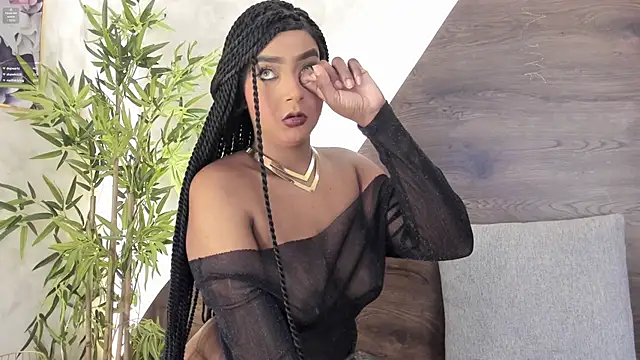 mia lacy  online show from 11/17/25, 07:30