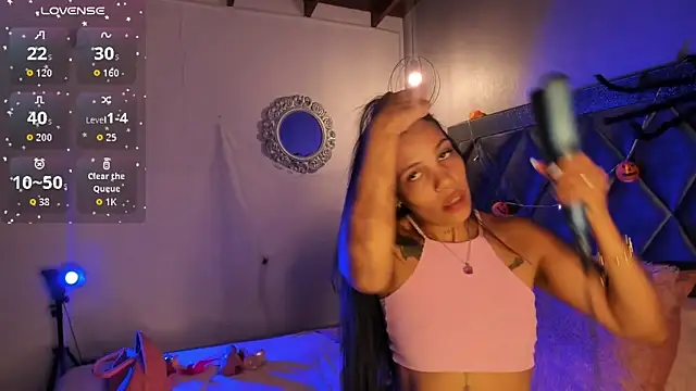 Danna williamss online show from 10/25/25, 12:13