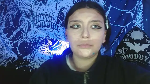 mikaskullcs online show from 10/01/25, 04:40