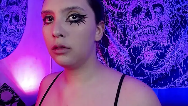 mikaskullcs online show from 11/23/25, 10:31