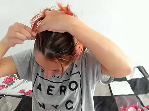 DulceXmile online show from 10/22/25, 07:46