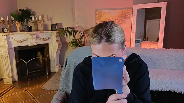 Jes Solar online show from 10/03/25, 11:07