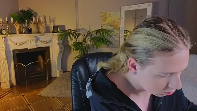 Jes Solar online show from 10/06/25, 12:02