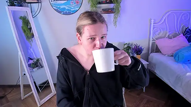 Jes Solar online show from 10/12/25, 11:53