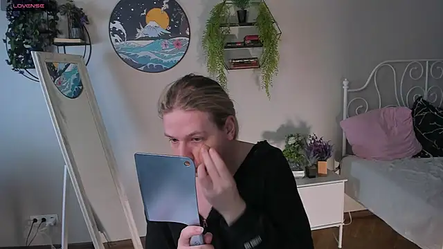 Jes Solar online show from 10/14/25, 02:29