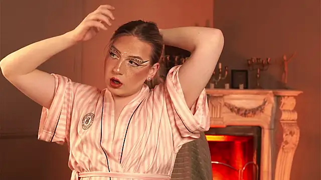 Jes Solar online show from 04/21/26, 09:39